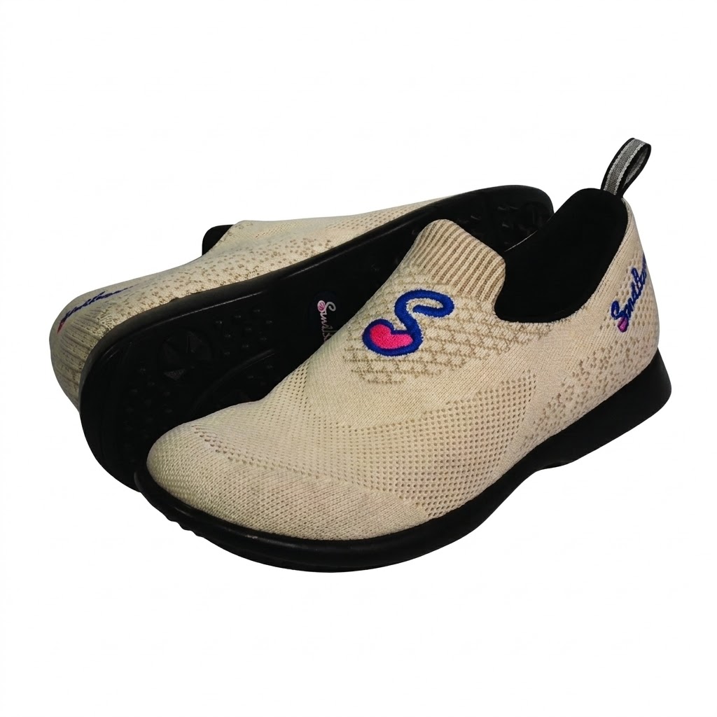 Nellie Tan & white  **NEW**  Price Reduction